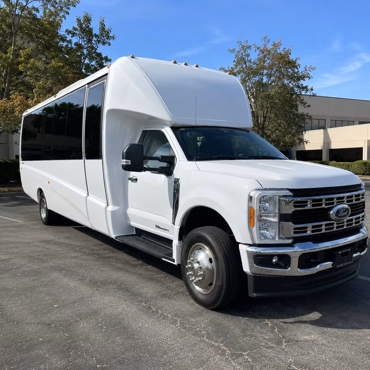 15 passenger minibus