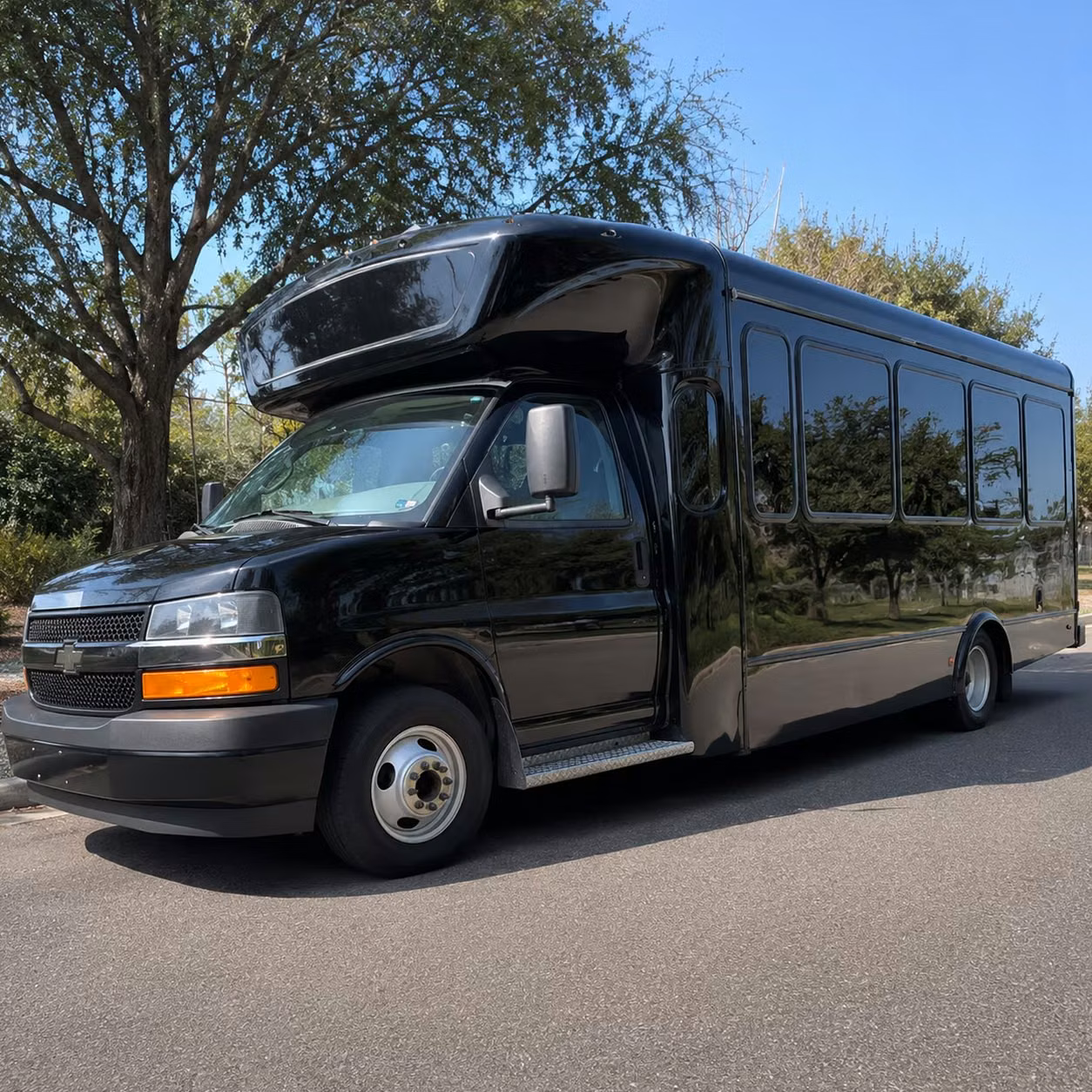 party bus rentals for golf tournament groups and sports watch parties in palm coast
