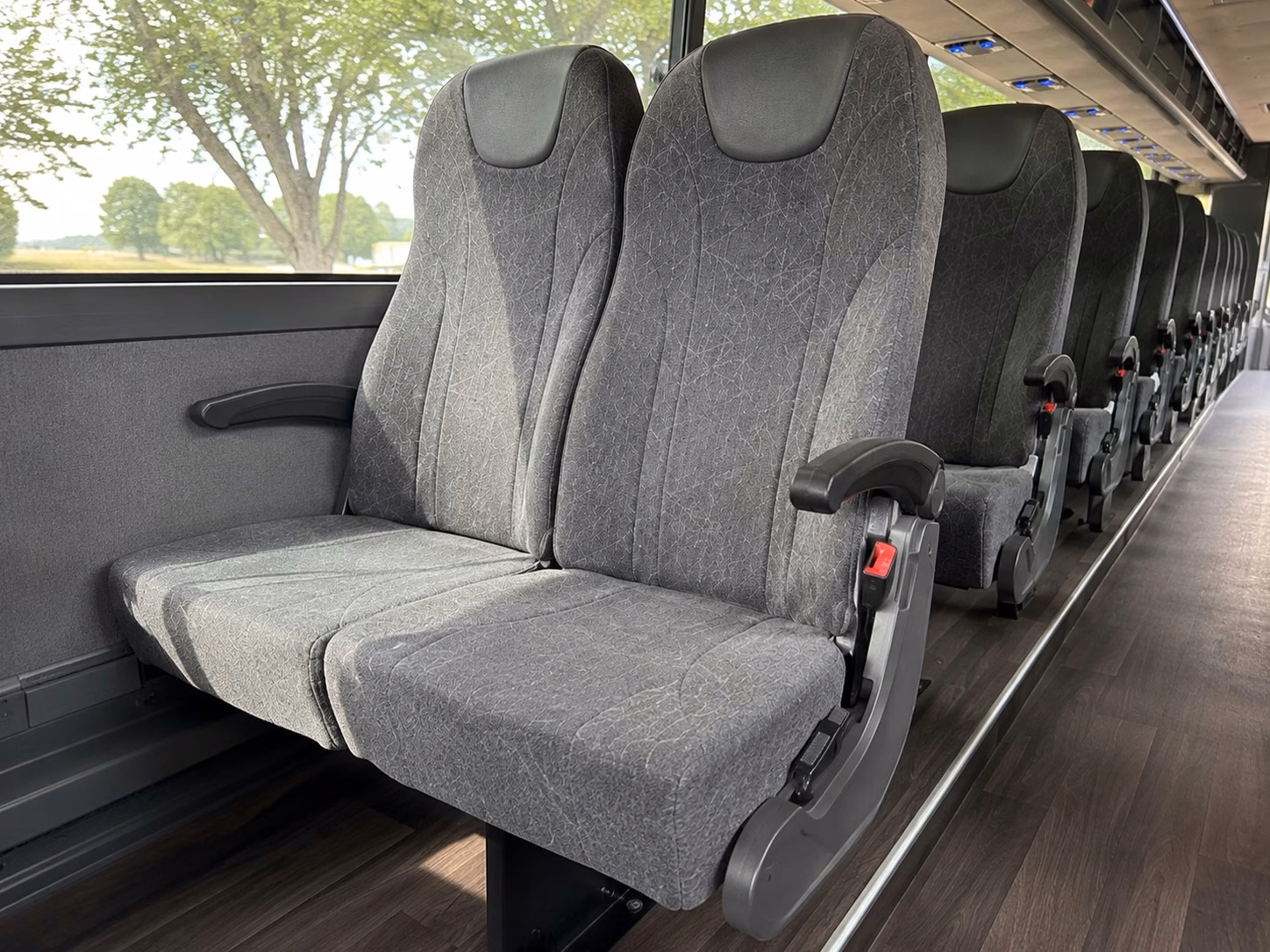 shuttle buses for ceremony to reception transfers in palm coast